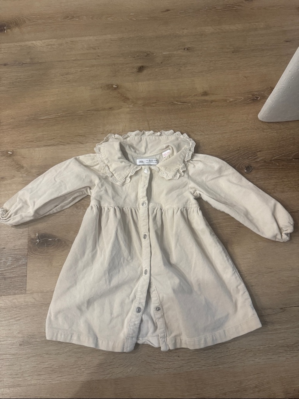 Zara Cream Long-Sleeve Button Dress with Lace Collar